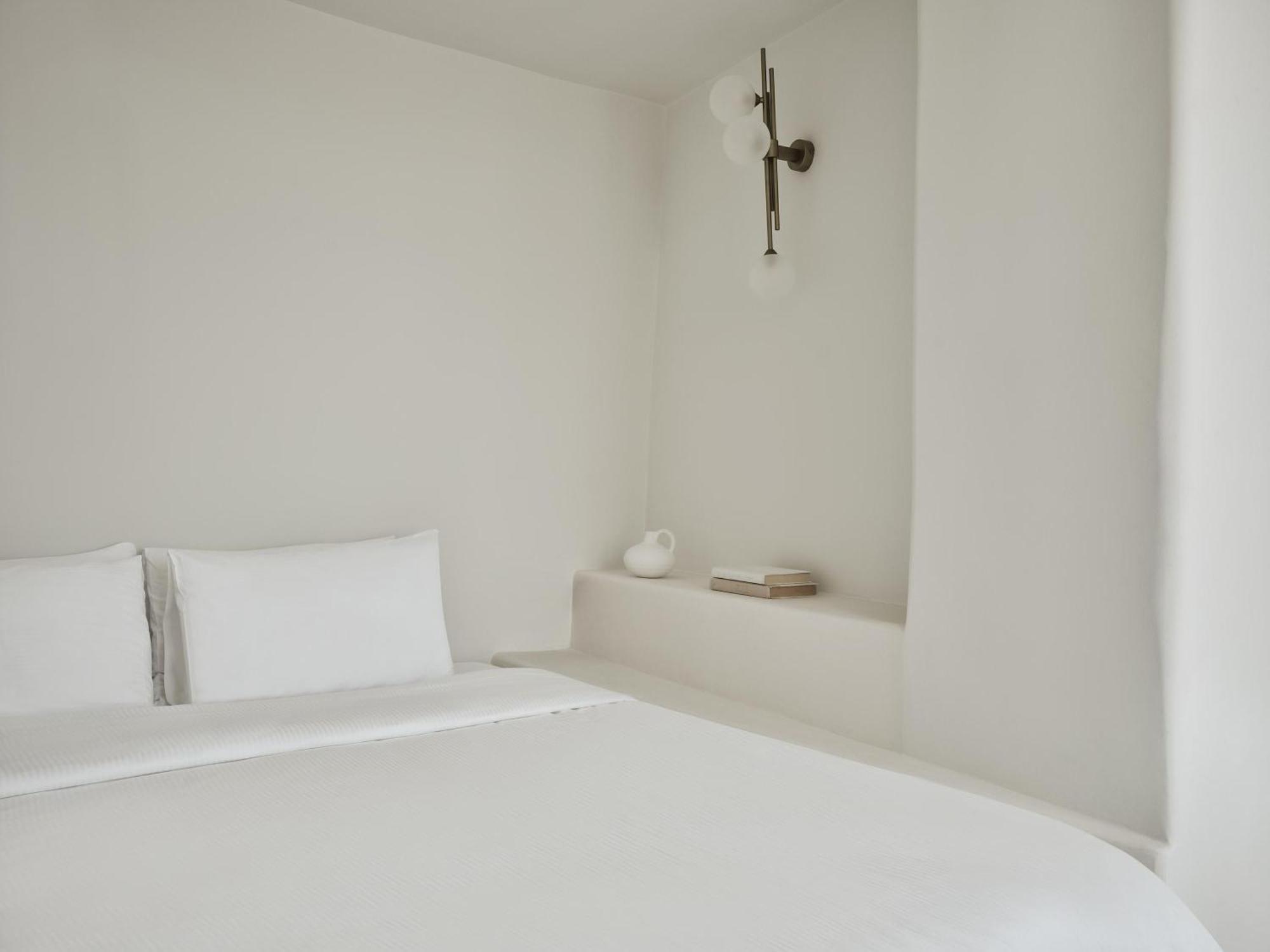 Petit Suite Caldera View