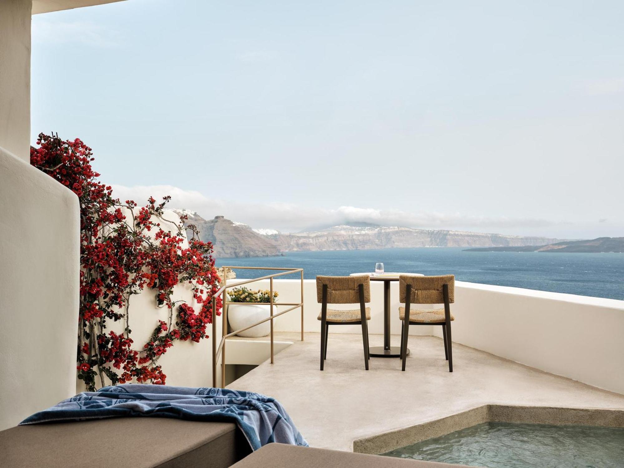 Classic Suite Caldera View